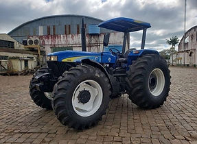 2015 New Holland 7630 4x4 Tractor (9).jpg