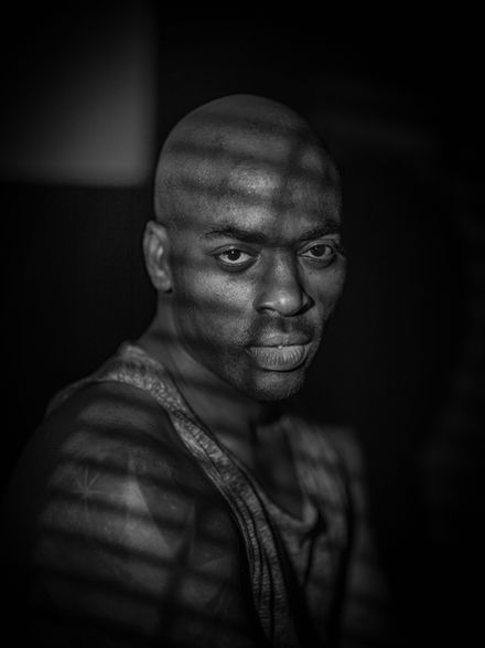 Cinematic-Art-Actor-performer-creative-portraits-editorial-commercial-photographer