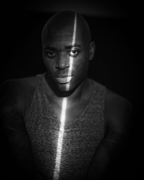 Fine Art Editorial Portraits-Cinematic-Hertfordshire-Essex-London-performer-creative-portraits-editorial-commercial-photographer