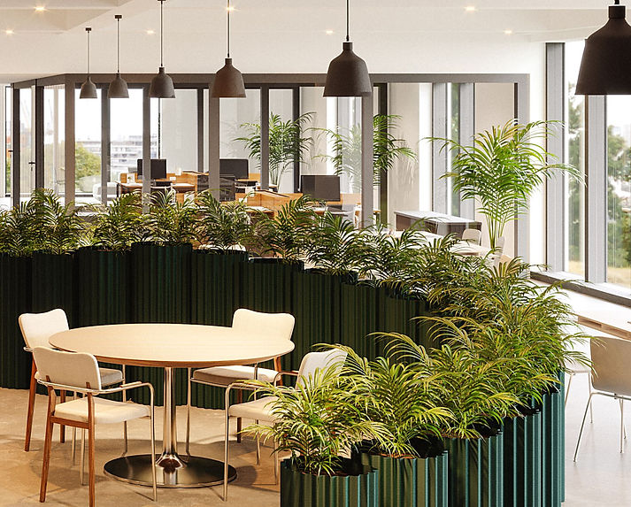 Connect Pleat Planters