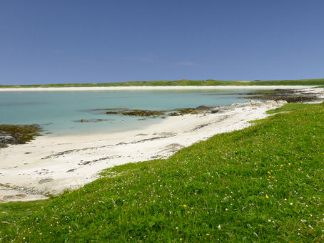Balranald Bay View holiday cottage and the Scenery of North Uist