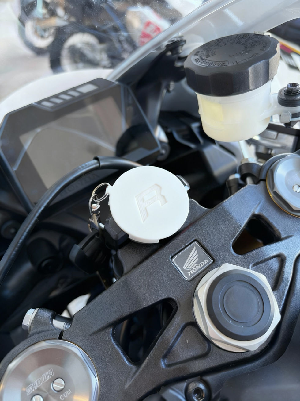 Thumbnail: 2017+ Honda CBR1000RR Ignition Cover