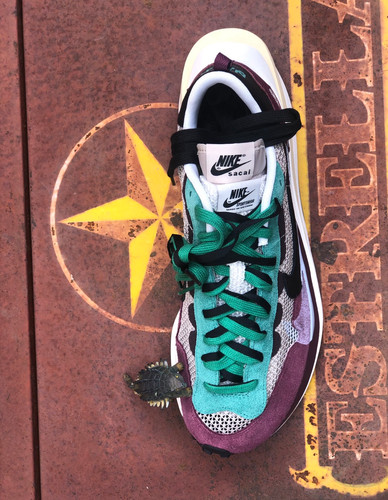 villain red vaporwaffle