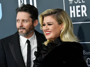 Kelly Clarkson fotografada com o ex-marido Brandon Blackstock