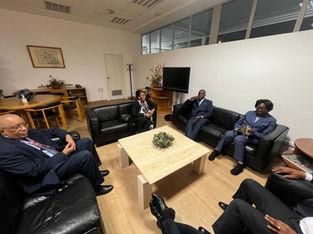 Ministro Téte António acompanha Presidente João Lourenço
