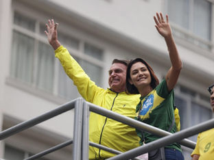 Michelle lidera entre bolsonaristas, mas Lula segue na frente