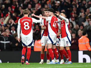 Jogadores do Arsenal em campo