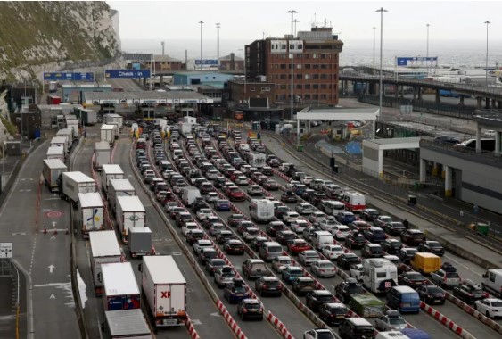 Sistema europeu de entradas e saídas (EES) substituirá carimbos no passaporte e exigirá dados biométricos