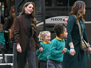 Kate Middleton Retorna a Compromissos Públicos Após Cancro