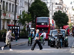 Oxford Street prepara-se para virar passeio urbano, afirma Sadiq Khan