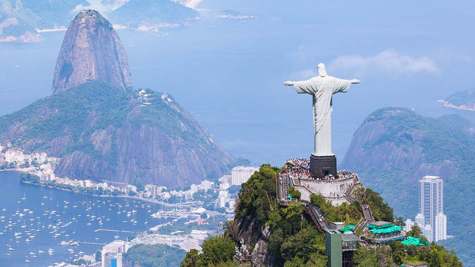 Imagem aérea do Cristo Redentor no Rio de Janeiro