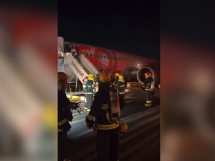 Avião da GOL colide com veículo na pista do Galeão; sem feridos