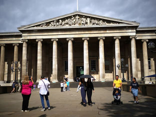 Ex-funcionário do British Museum detido após ataque informático
