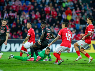 Benfica vence o Santa Clara nos Açores com golo de Bruma