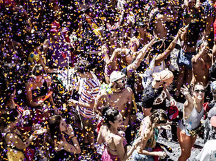 Embaixada dos EUA alerta americanos sobre segurança no Carnaval