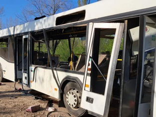 Autocarro destruído