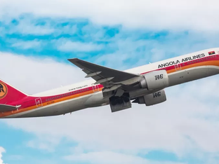 Avião da Angola Airlines