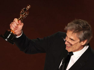"Ainda Estou Aqui" faz história e vence o Oscar de Melhor Filme Internacional