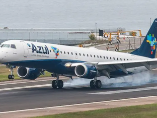 Voo da Azul enfrenta emergência por baixo combustível e desvia