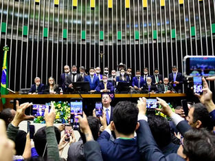 Deputados investigados por obstrução no plenário