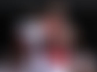 Jogadores do Arsenal se abraçam em comemoração