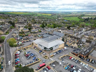 Acidente com quatro viaturas faz duas vítimas mortais em Oxfordshire