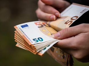 Salário mínimo na UE não chega para viver; Portugal sofre muito