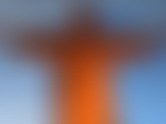 Cristo Redentor recebe iluminação laranja em homenagem a reféns do Hamas
