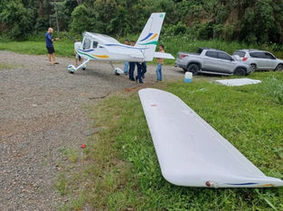 Avião realiza pouso forçado em rodovia de SC e ninguém se feriu