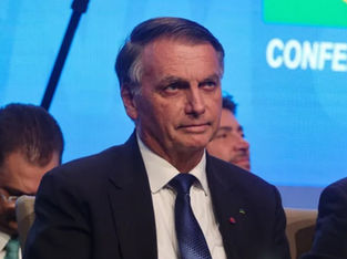 Bolsonaro prepara defesa antes de prestar depoimento ao STF