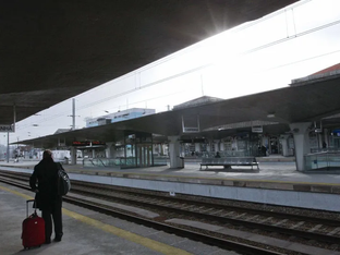 Homem detido no Porto por utilizar documento falso adquirido em Itália