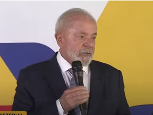 Lula reforça centralização de decisões em reunião ministerial