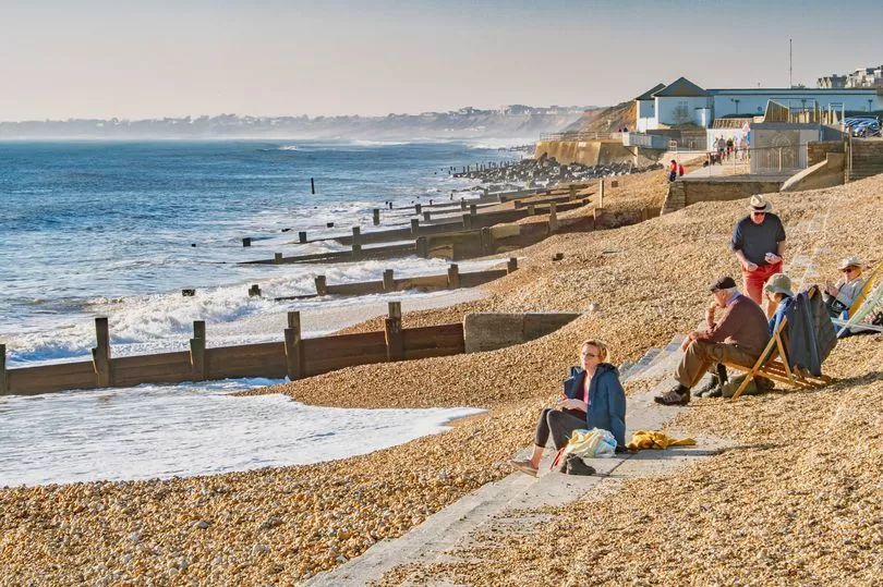 Praia em Milford-On-Sea