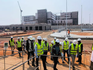 Avanço das obras do Hospital dos Queimados avaliado pela ministra