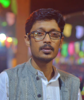 বনেদি বাড়ির মতো / সব্যসাচী মজুমদার