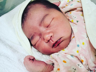 赤ちゃんの寝顔