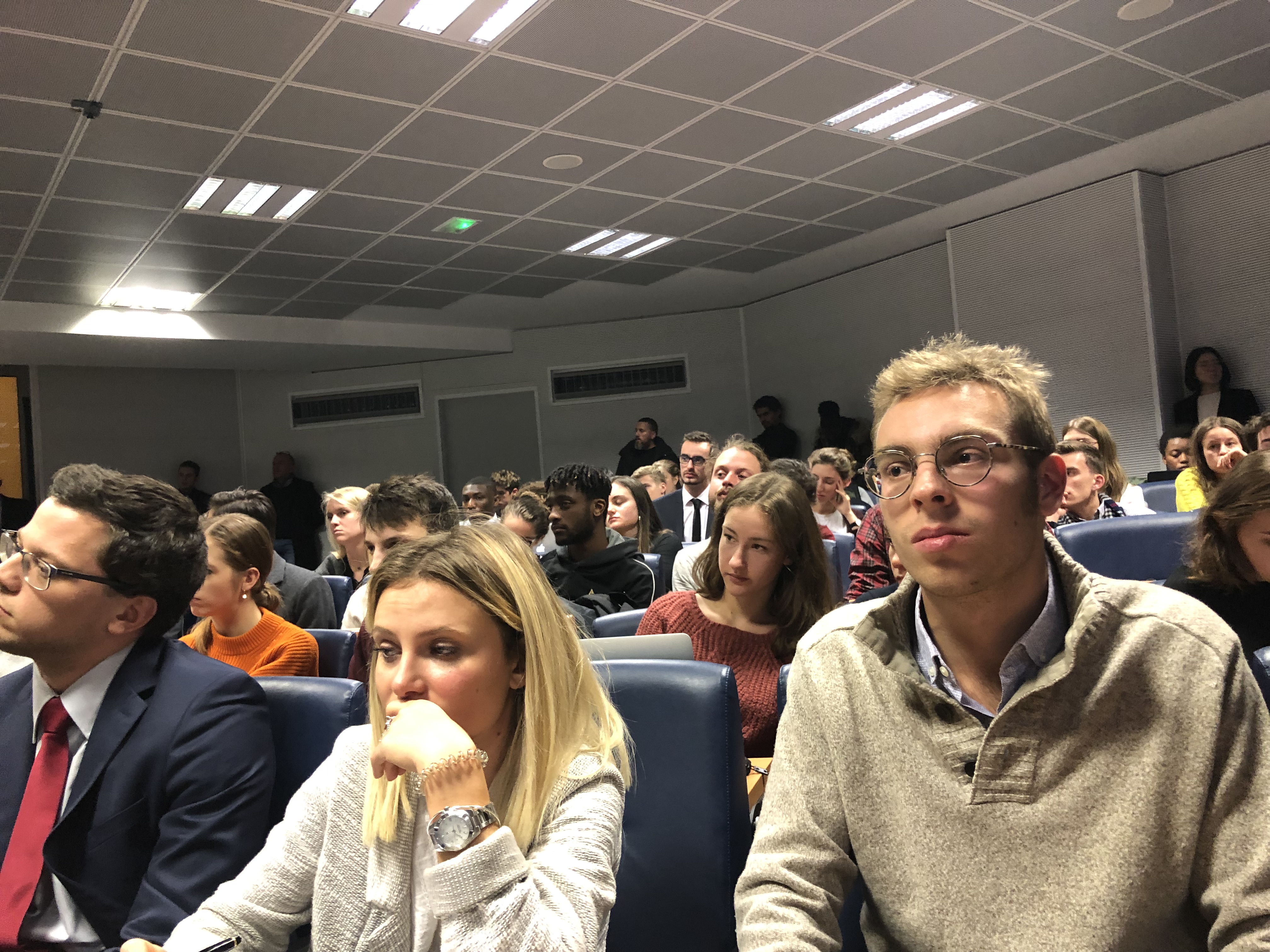 Photo 22-11-2018 19 58 49