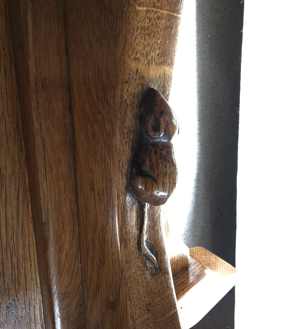 Superb Rare 1930s Robert 'Mouseman' Thompson Burr Oak Coffee Table