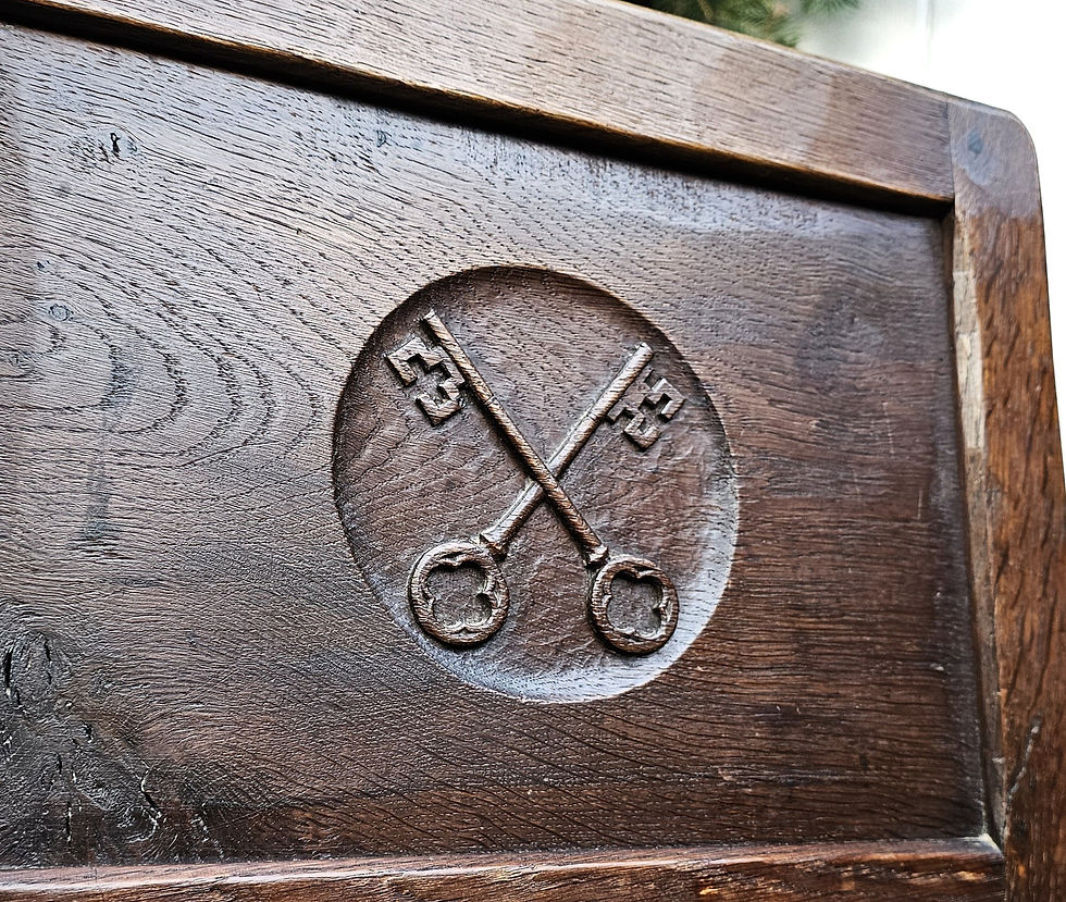 Rare 1930s Robert 'Mouseman' Thompson Light Burr Oak Crossed Keys Chair