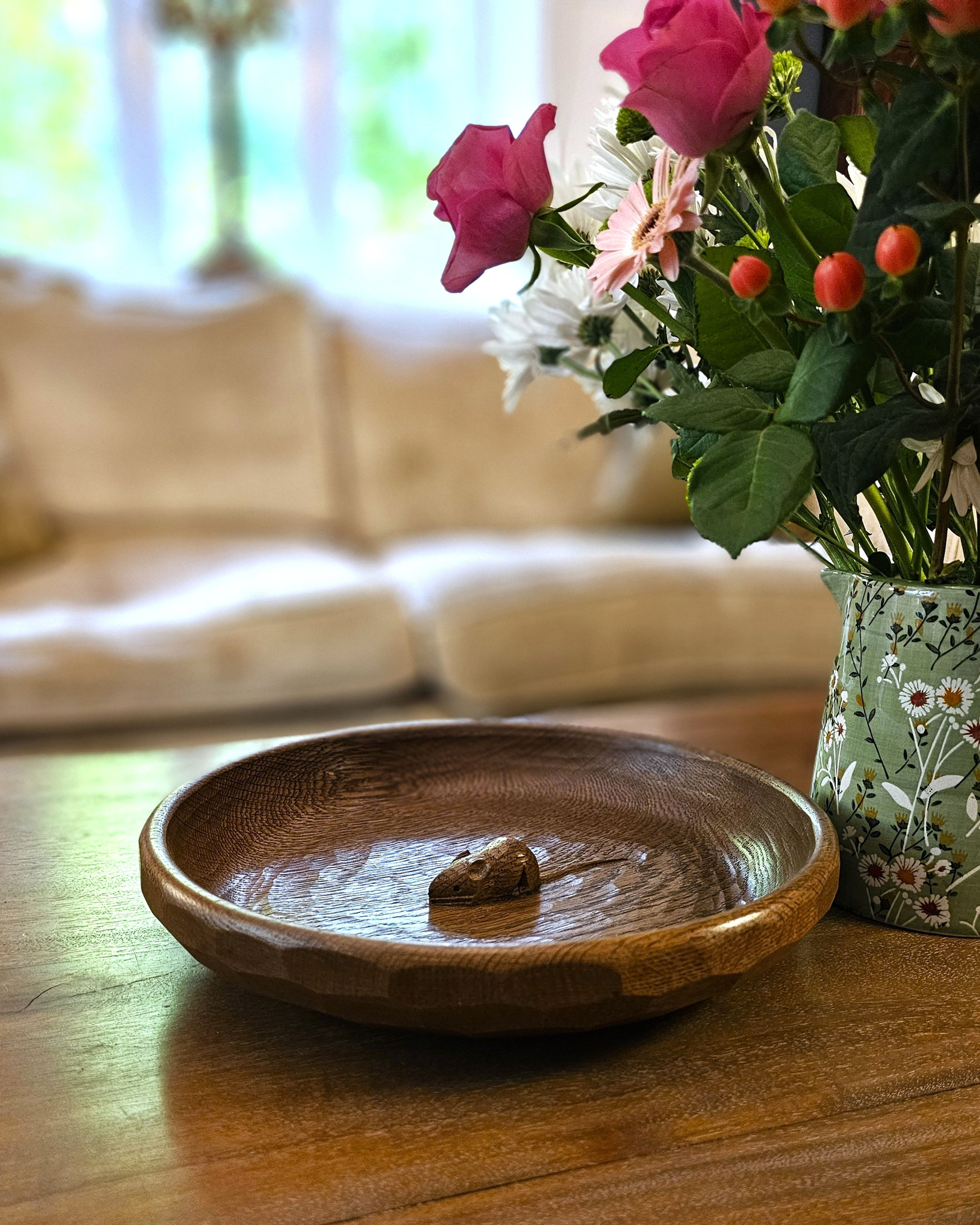 Vintage Robert 'Mouseman' Thompson Dark Oak Fruit Bowl