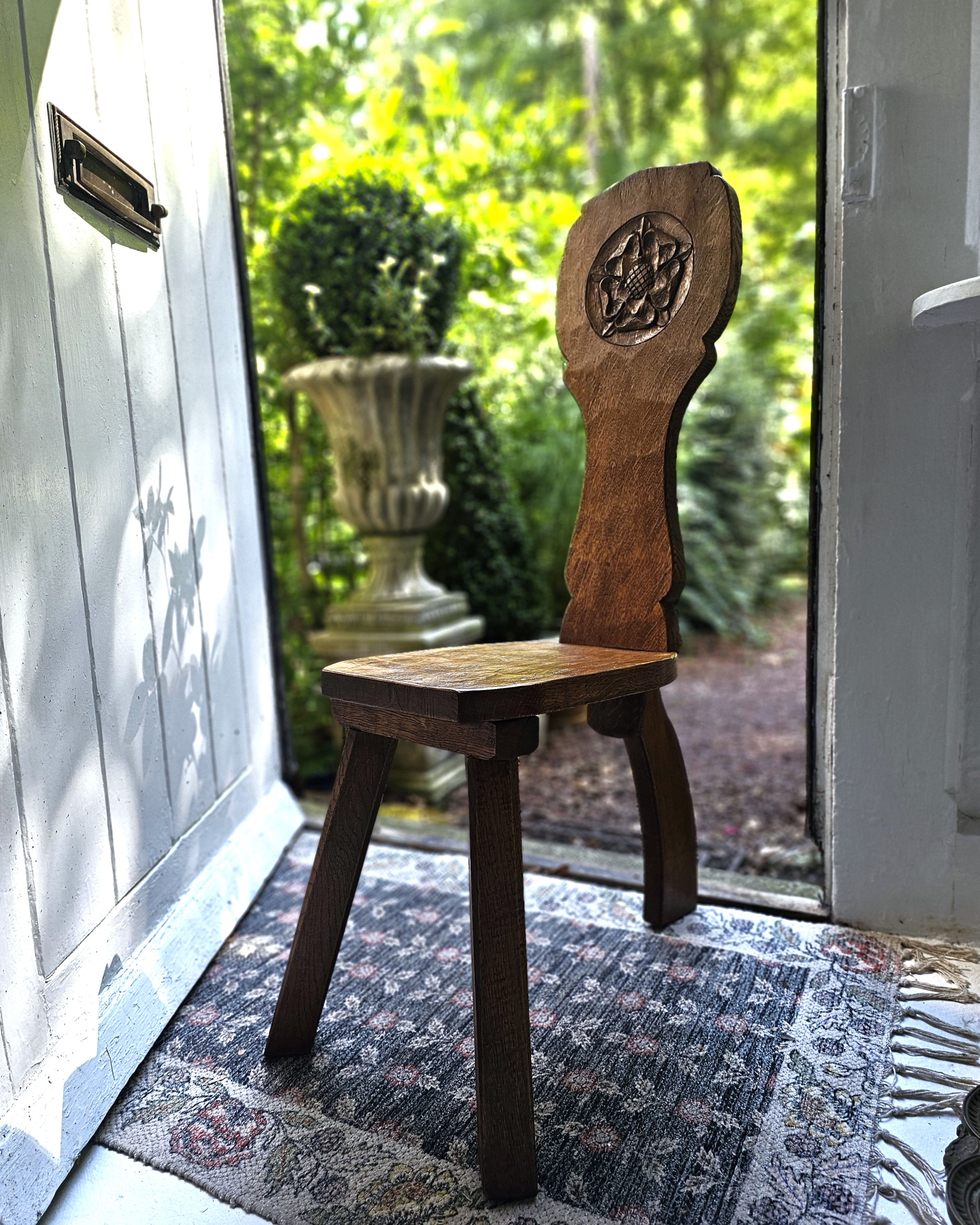 Thomas 'Gnomeman' Whittaker Yorkshire Rose Spinning Chair / Stool