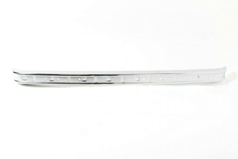 BMW E23 REAR BUMPER CENTER SECTION
