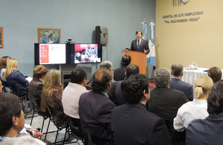 Destacados expositores en las
jornada de neurociencias del HAC