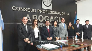 “Mes del Abogado”, Una veintena de profesionales del derecho juraron en el foro local