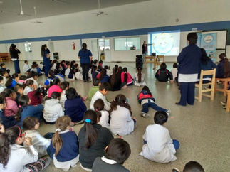 Charlas en escuelas para concientizar sobre el dengue