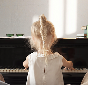 Easy online piano lessons for beginners from your home