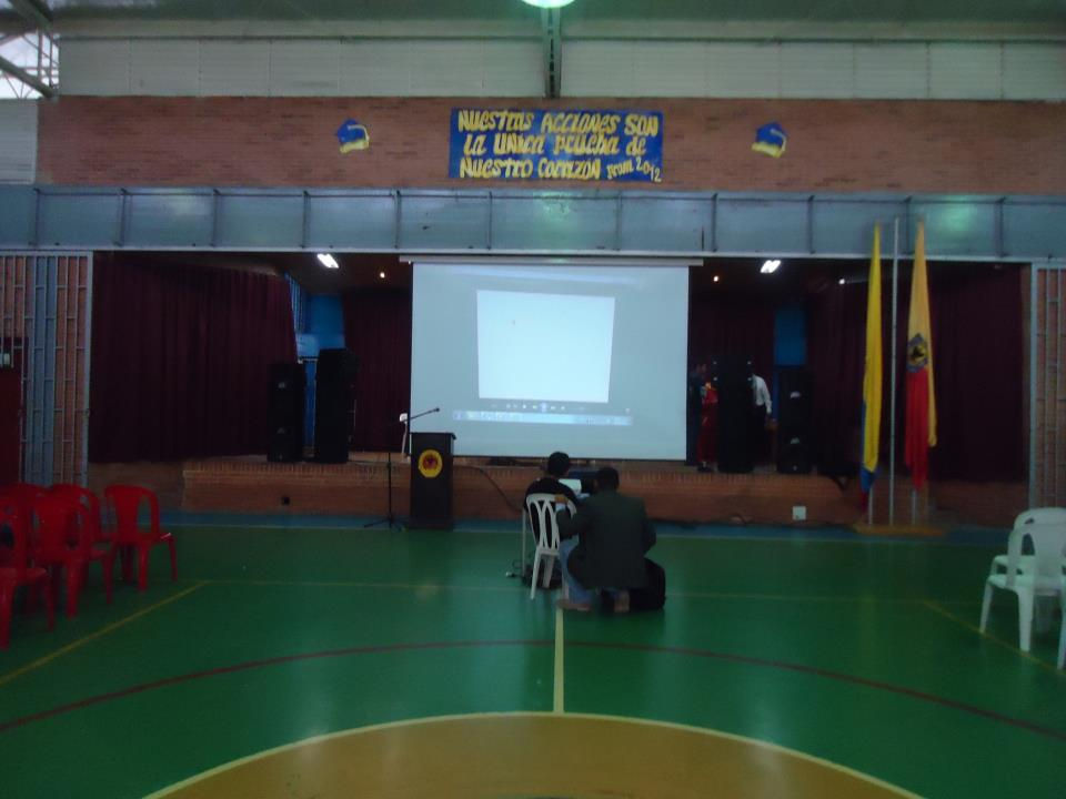 ASAMBLEA SINDICAL - ADE - Abril/2013