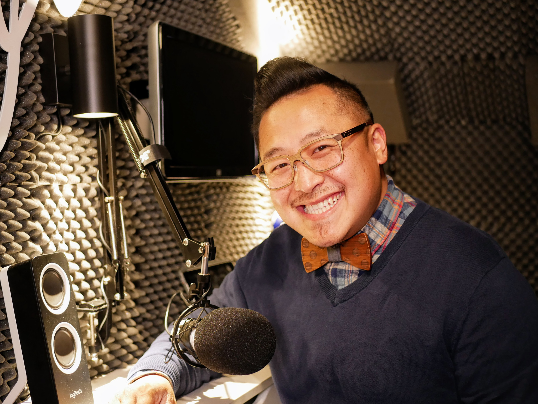Chonburi Lee in a broadcasting studio