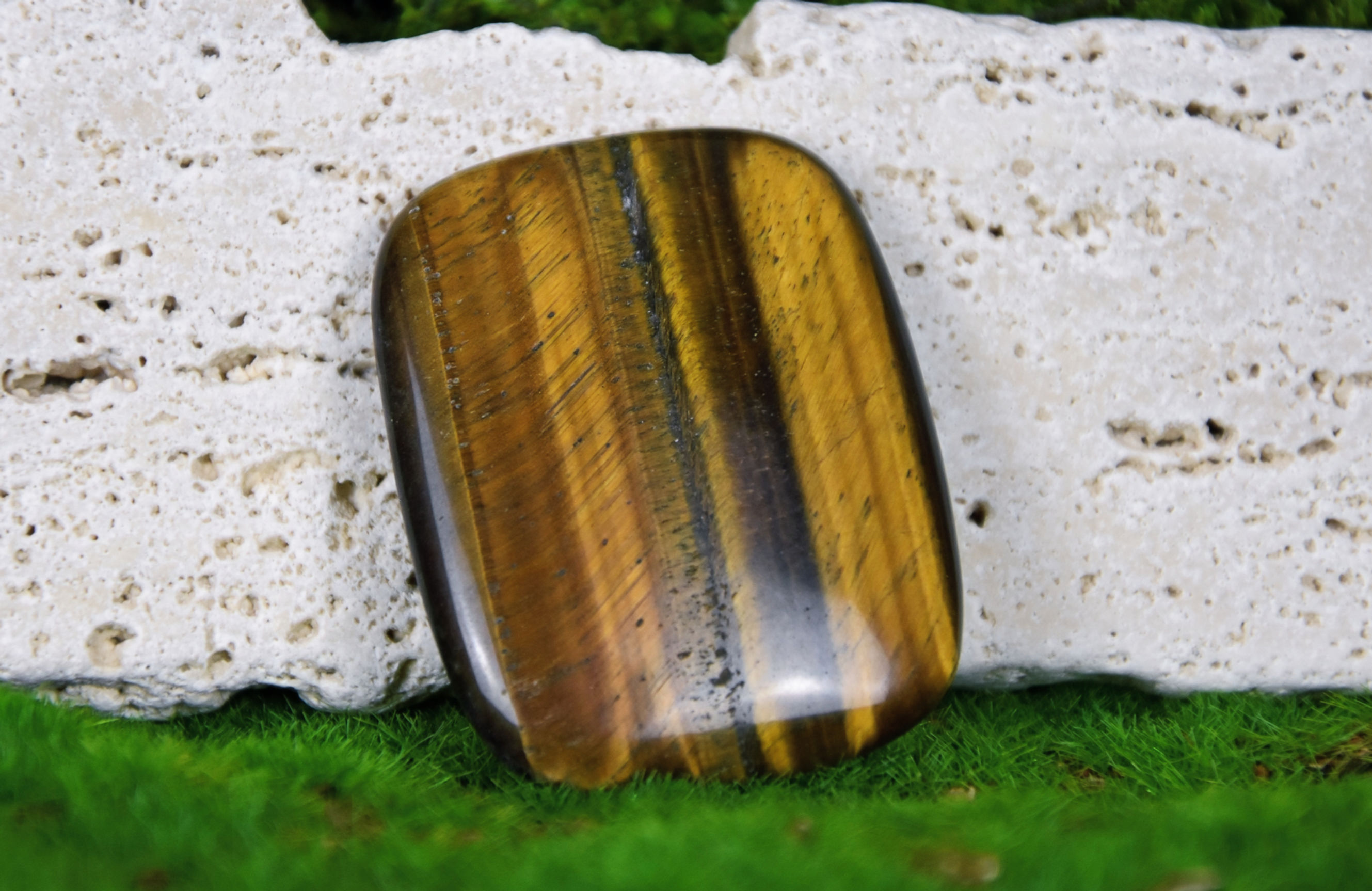 Golden Tigers Eye Crystal Palm stone