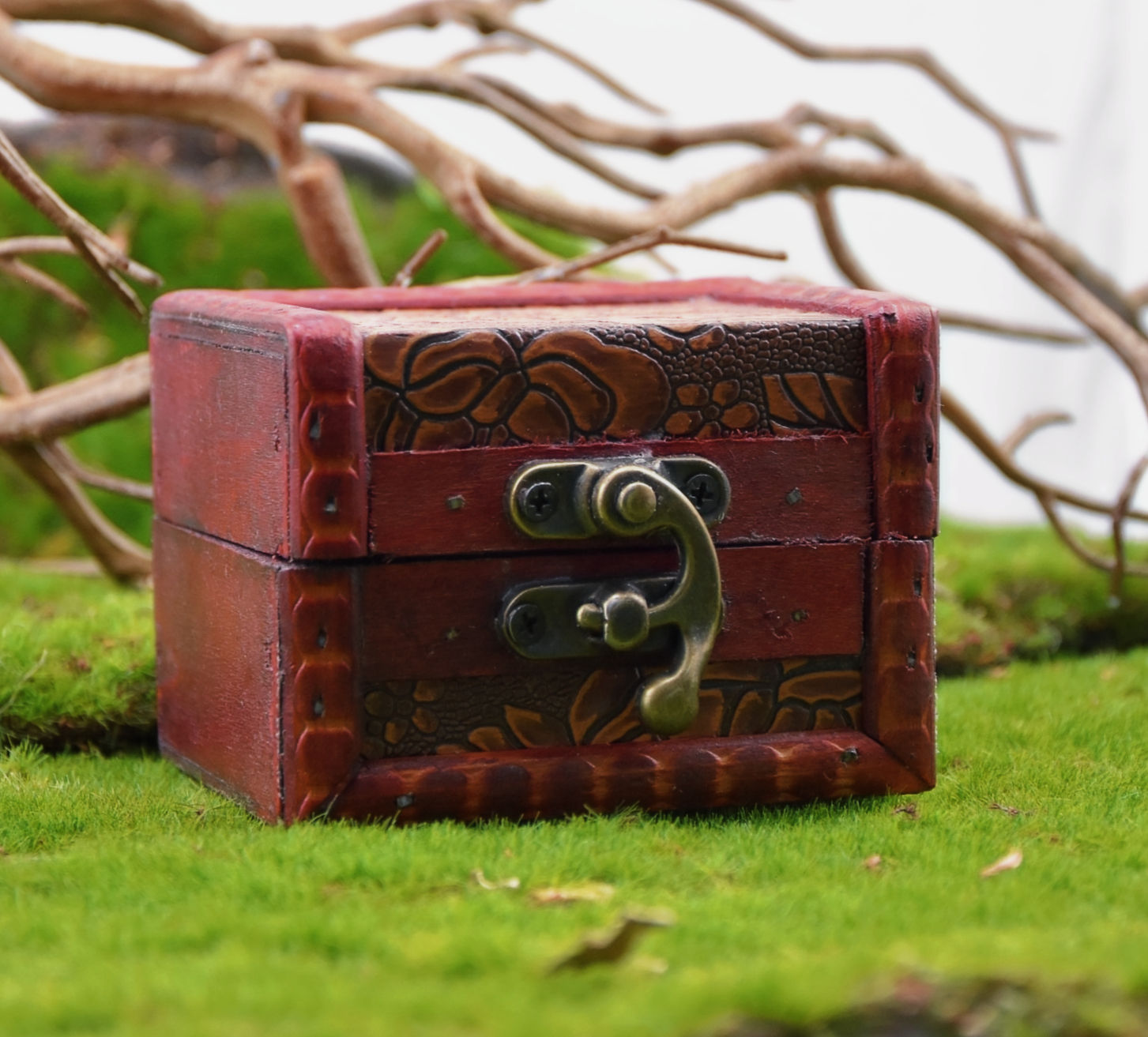 Small Wooden Trinket Treasure Box